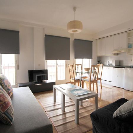 Apartamentos Goyescas Deco Madrid Room photo