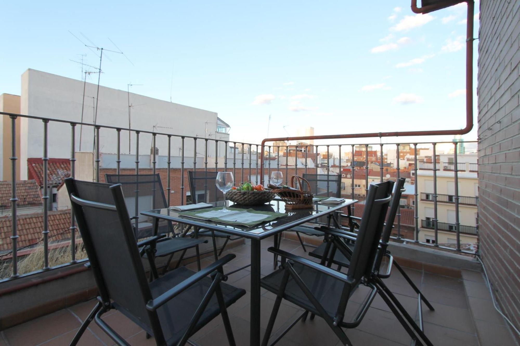 Apartamentos Goyescas Deco Madrid Room photo